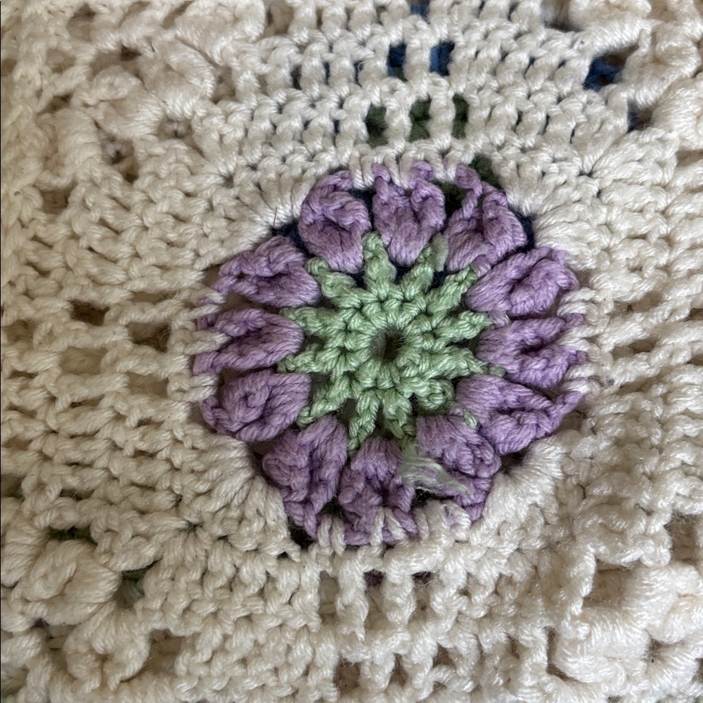 Vintage Handmade Knit Throw - Picture 6 of 6